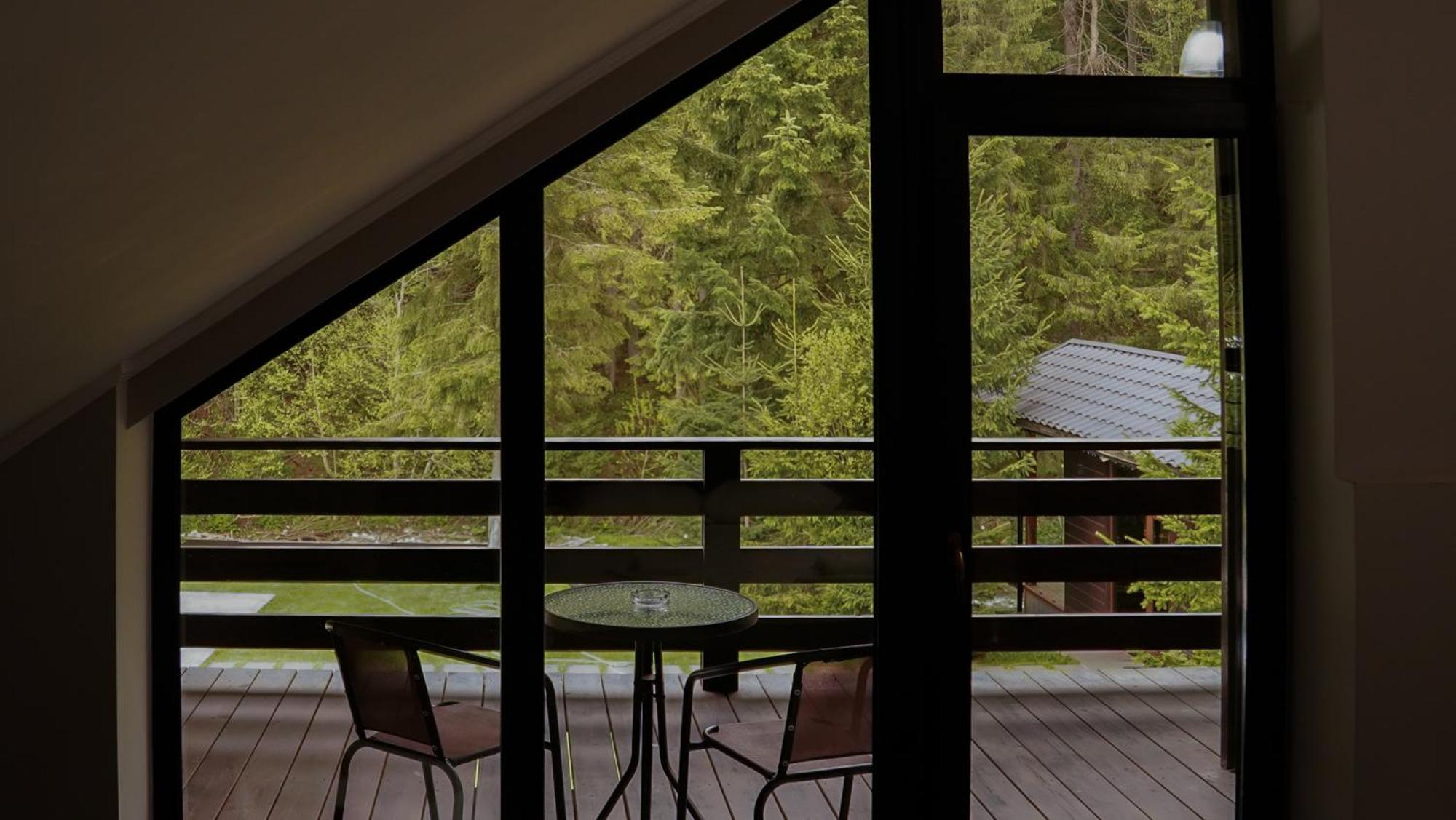Berghaus Bukovel Villa Bagian luar foto